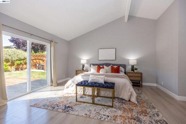 38475 Jacaranda Dr, Newark, CA 94560