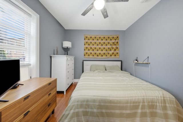 2212 E 70th Street 1B, Chicago, IL 60649