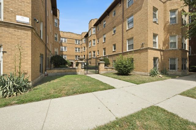 2212 E 70th Street 1B, Chicago, IL 60649