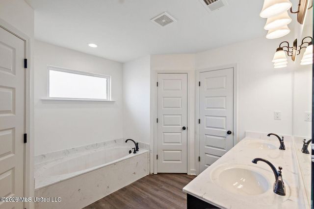 13851 Molly Madeline Lane, Olive Branch, MS 38654