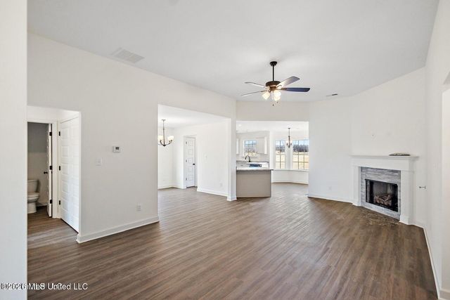 13851 Molly Madeline Lane, Olive Branch, MS 38654