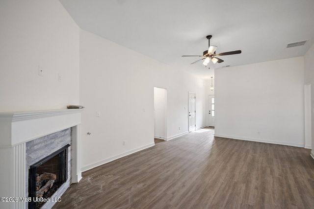 13851 Molly Madeline Lane, Olive Branch, MS 38654