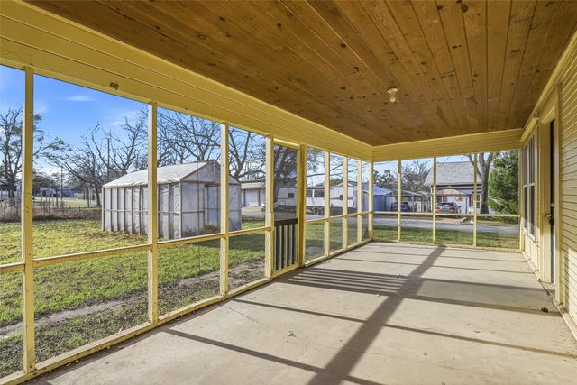 403 E Morgan, Meridian, TX 76665