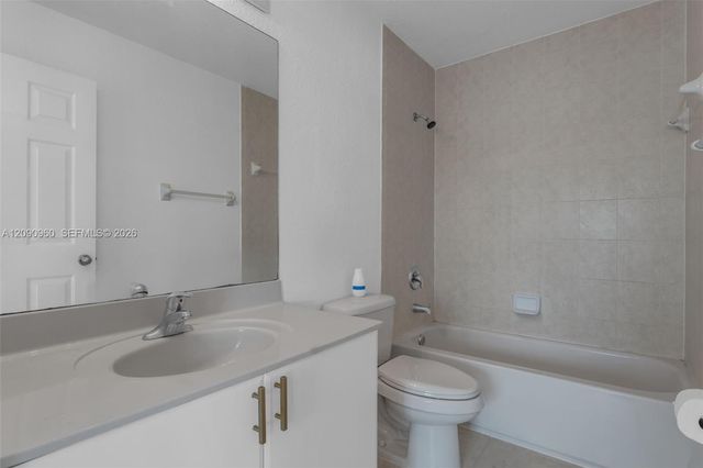 2712 SE 15th Place, Homestead, FL 33035
