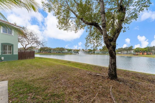 2712 SE 15th Place, Homestead, FL 33035