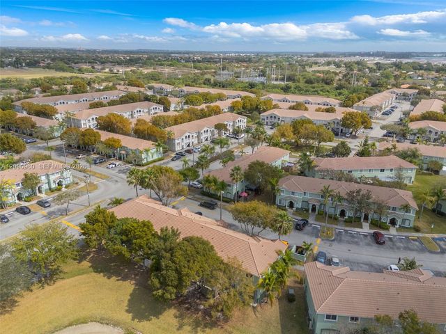 2712 SE 15th Place, Homestead, FL 33035