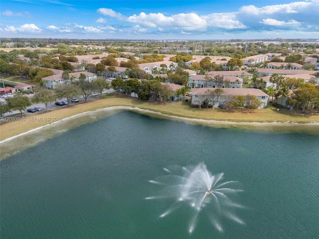 2712 SE 15th Place, Homestead, FL 33035