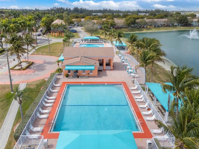 2712 SE 15th Place, Homestead, FL 33035