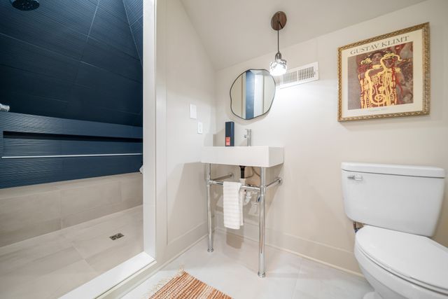 1741 24th Ave, N, Nashville, TN 37208