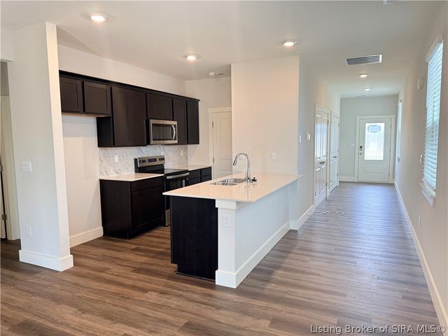 3016 Grace Marie Way, New Albany, IN 47150