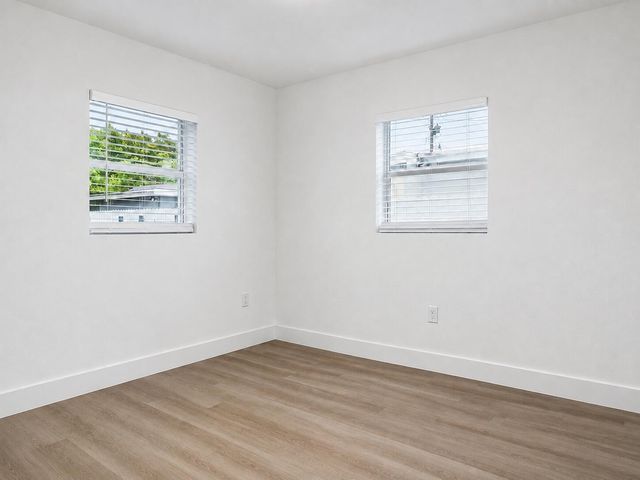 2013 Longwood Road, West Palm Beach, FL 33409