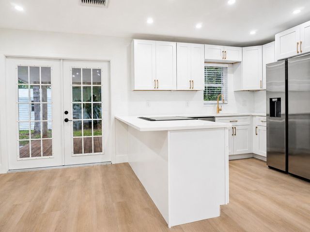 2013 Longwood Road, West Palm Beach, FL 33409