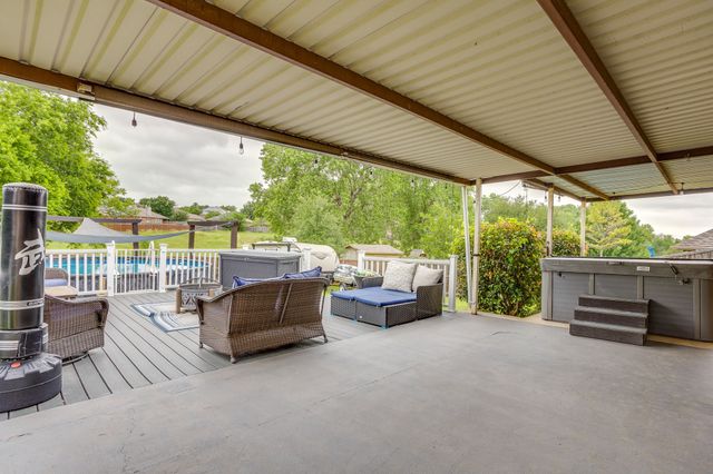 1420 Heidi Court, White Settlement, TX 76108