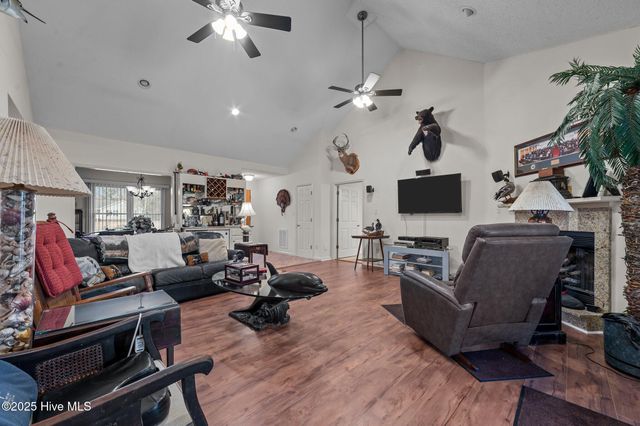 108 Arbor Drive, Washington, NC 27889