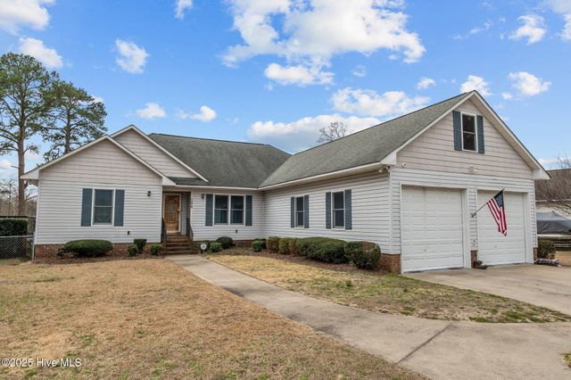 108 Arbor Drive, Washington, NC 27889