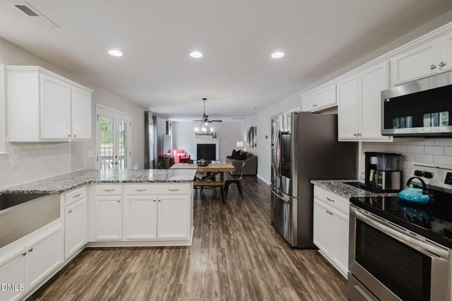 455 Damascus Church Road, Chapel Hill, NC 27516