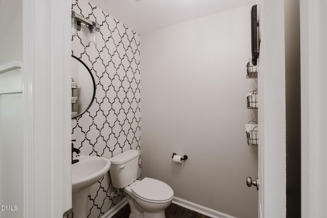 455 Damascus Church Road, Chapel Hill, NC 27516