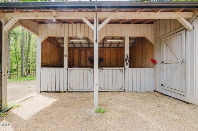 455 Damascus Church Road, Chapel Hill, NC 27516