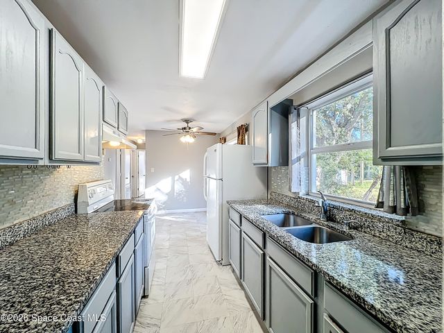 1509 Bon Air Plaza, Titusville, FL 32780