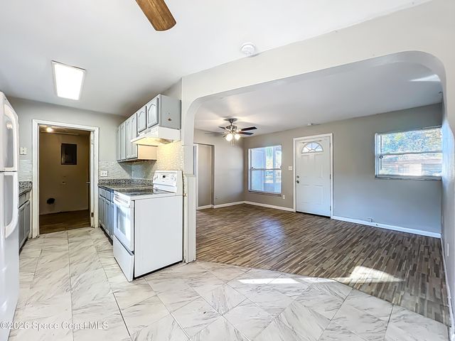 1509 Bon Air Plaza, Titusville, FL 32780