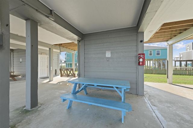 17607 Termini San Luis Pass Road, Galveston, TX 77554