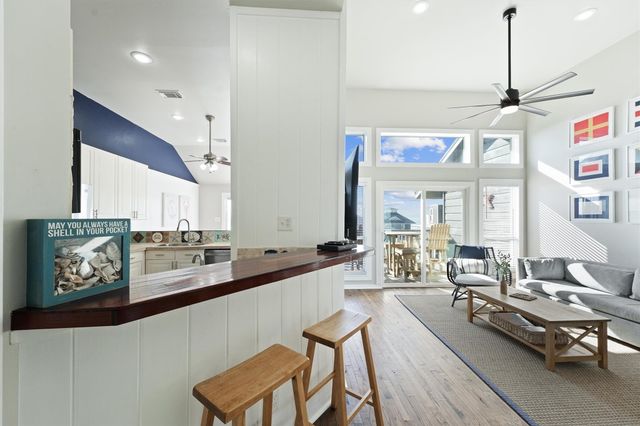 17607 Termini San Luis Pass Road, Galveston, TX 77554