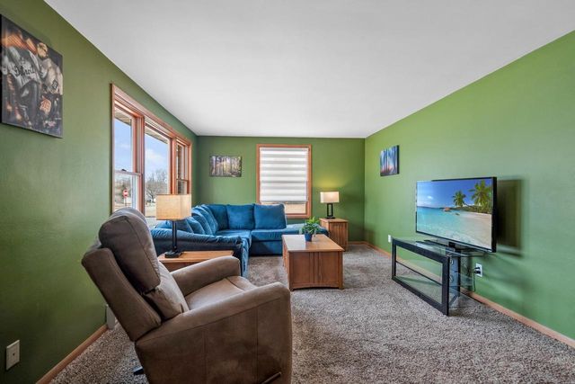 741 PARKVIEW ROAD, Green Bay, WI 54304