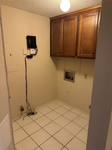 2122 Reflection Bay Drive, Arlington, TX 76013