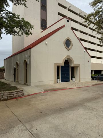 2122 Reflection Bay Drive, Arlington, TX 76013