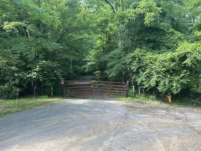 168 Inglewood Dr, Clarksville, TN 37040