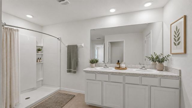 3015 GREAT ABACO WAY, Bradenton, FL 34208