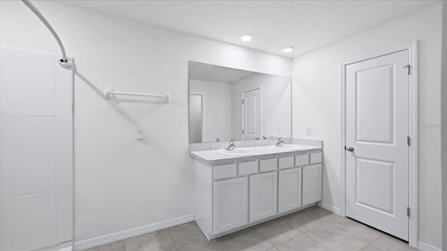 3015 GREAT ABACO WAY, Bradenton, FL 34208