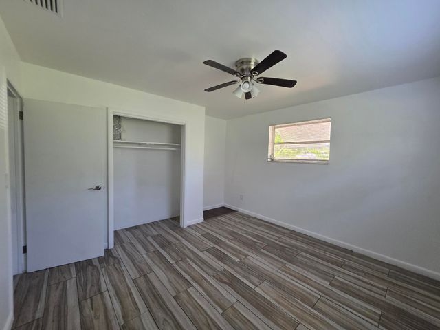 1011 S D Street, Lake Worth Beach, FL 33460