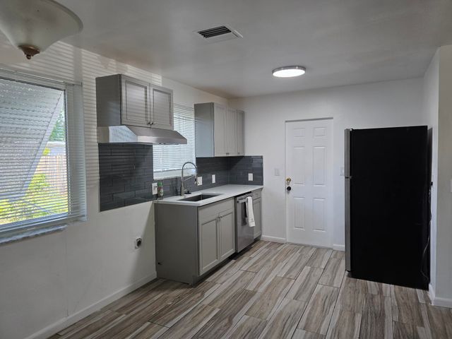 1011 S D Street, Lake Worth Beach, FL 33460