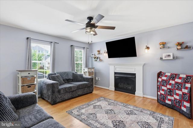 1212 ODEN ST, Front Royal, VA 22630