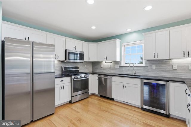 1212 ODEN ST, Front Royal, VA 22630