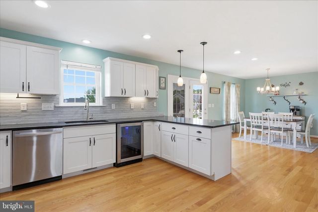 1212 ODEN ST, Front Royal, VA 22630