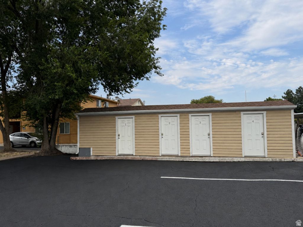 259 S MONTGOMERY ST, Salt Lake City, UT 84104 — photo 2