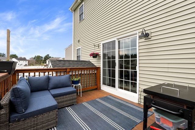 85 Prattown Lane, Bridgewater, MA 02324