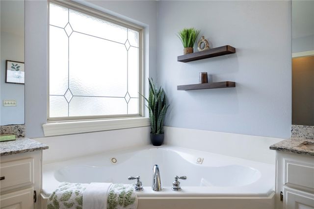 3472 Grapevine Drive, Springdale, AR 72762