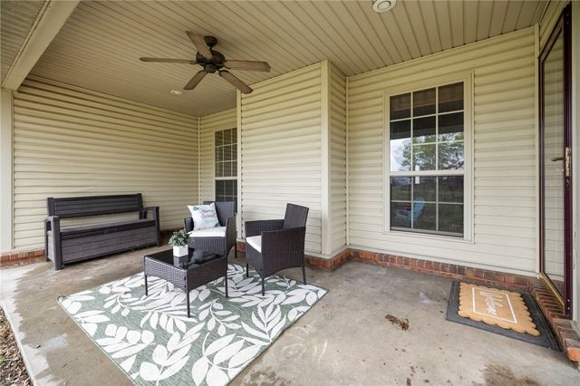 3472 Grapevine Drive, Springdale, AR 72762