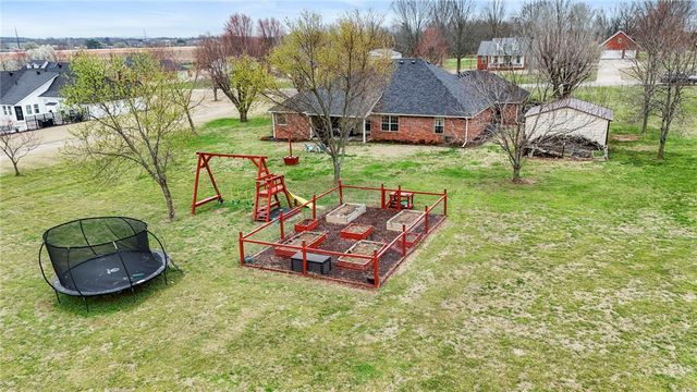 3472 Grapevine Drive, Springdale, AR 72762