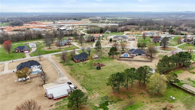 3472 Grapevine Drive, Springdale, AR 72762