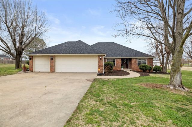 3472 Grapevine Drive, Springdale, AR 72762
