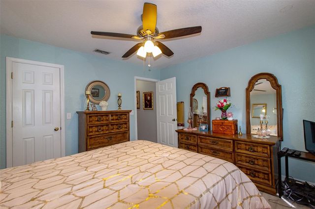 2124 GLEN HEIGHTS PLACE, Lakeland, FL 33813