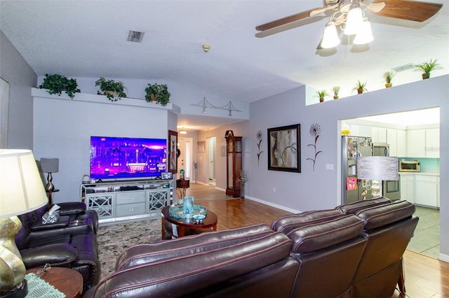 2124 GLEN HEIGHTS PLACE, Lakeland, FL 33813