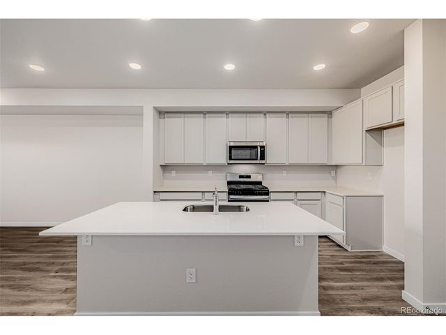 2889 E 103rd Dr, Thornton, CO 80229