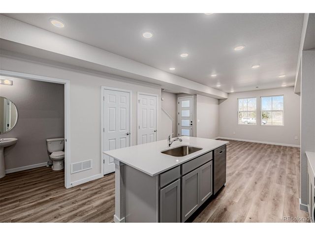 2889 E 103rd Dr, Thornton, CO 80229