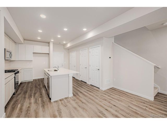 2889 E 103rd Dr, Thornton, CO 80229