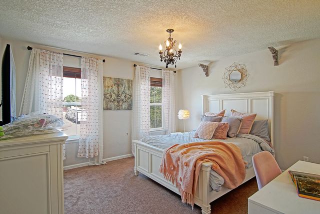 101 Paseo Vista Loop NE, Albuquerque, NM 87124